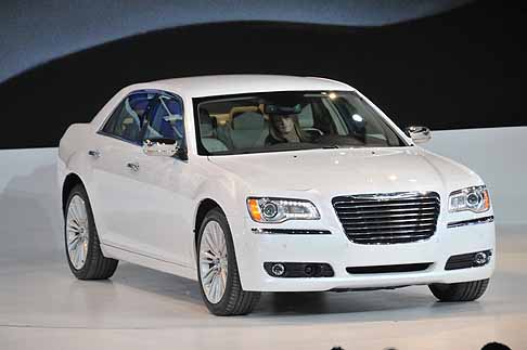 Chrysler - Nuova Chrysler 300 White width=